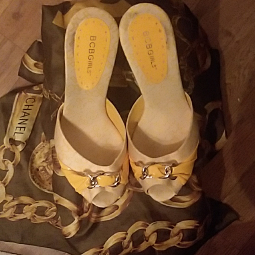 BCBGIRLS HEELS SIZE 10 Worn Once!